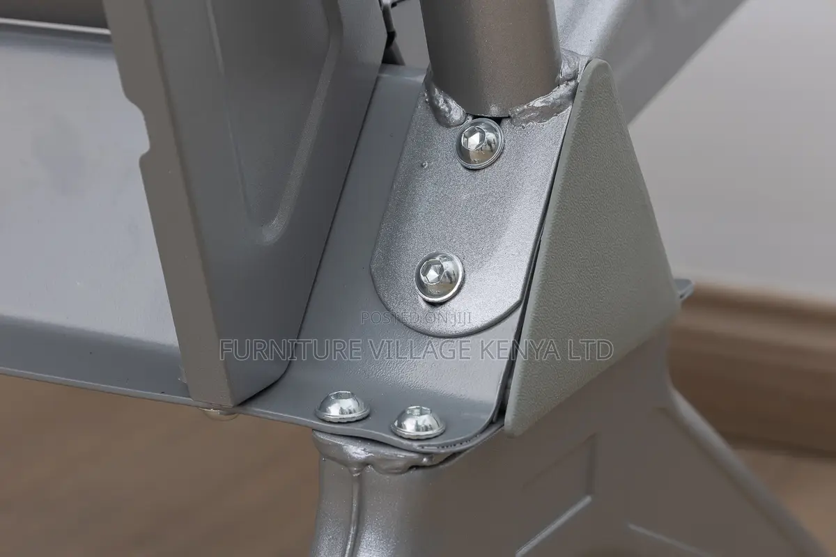 Guest Chairs; 3-Link Non-Padded Office Reception Bench