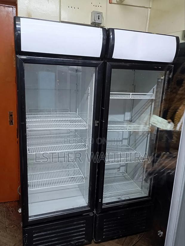 Showcase 600l Display Fridges