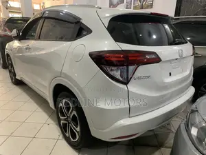 Honda Vezel 1.5 Hybrid 2WD 2017 Pearl