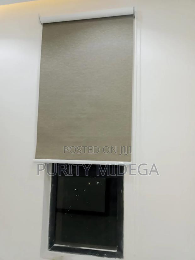 Durable Horizontal Blackout Blinds - thumbnail 3