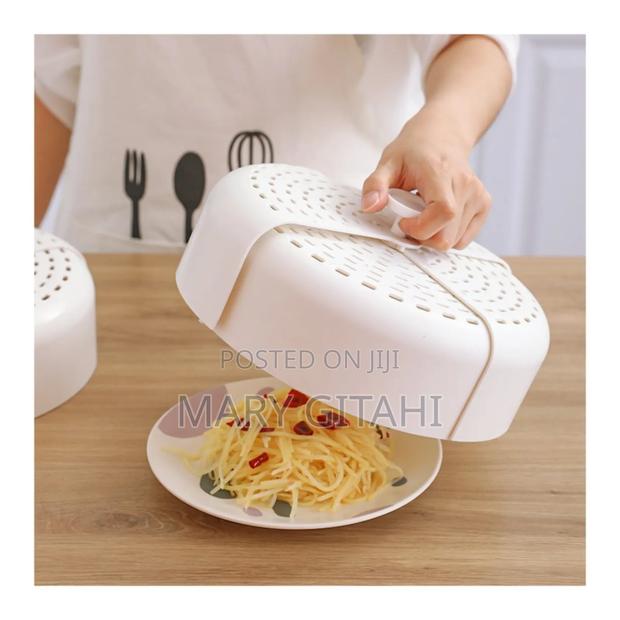 *Foldable Plastic Food Cover With Vents £