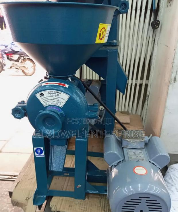 Commercial Peanut Butter Maker - main view