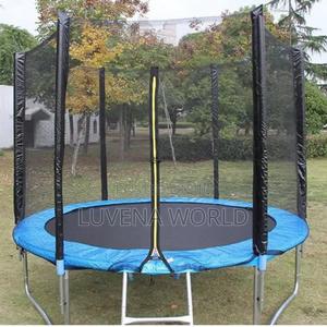 8ft Trampoline - thumbnail 2