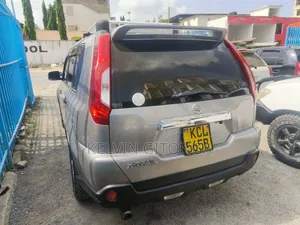 Nissan X-Trail 2012 Beige