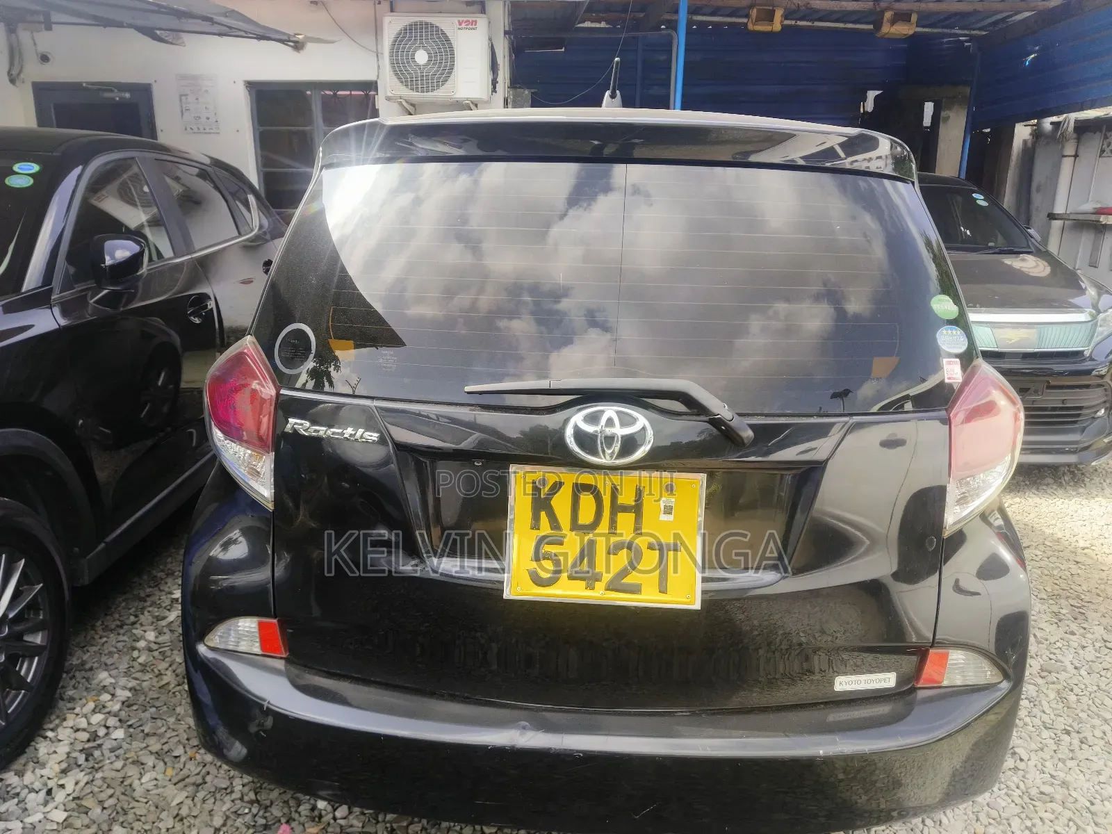 Toyota Ractis 2015 Black