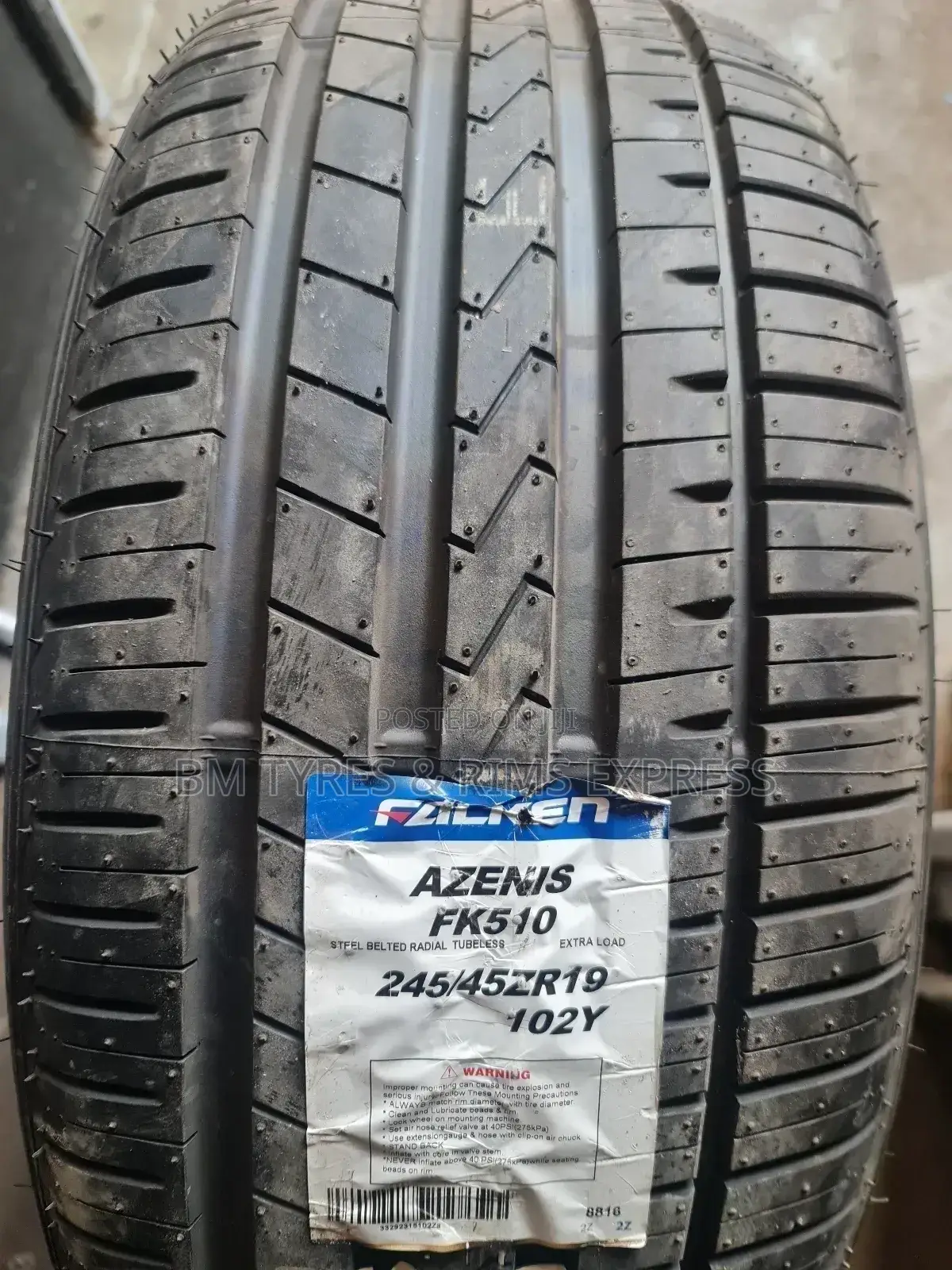 245 /45 R19 Falken (Japan)