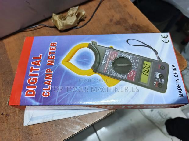Digital Clamp Multi Meter - main view