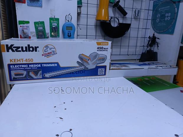 Electric Hedge Trimmer - thumbnail 2