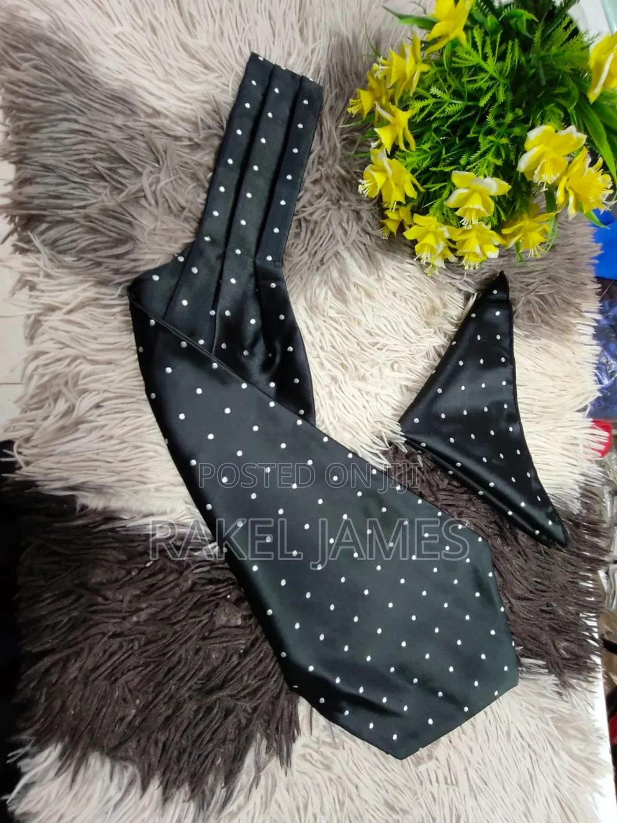 Cravats With Pocket Square