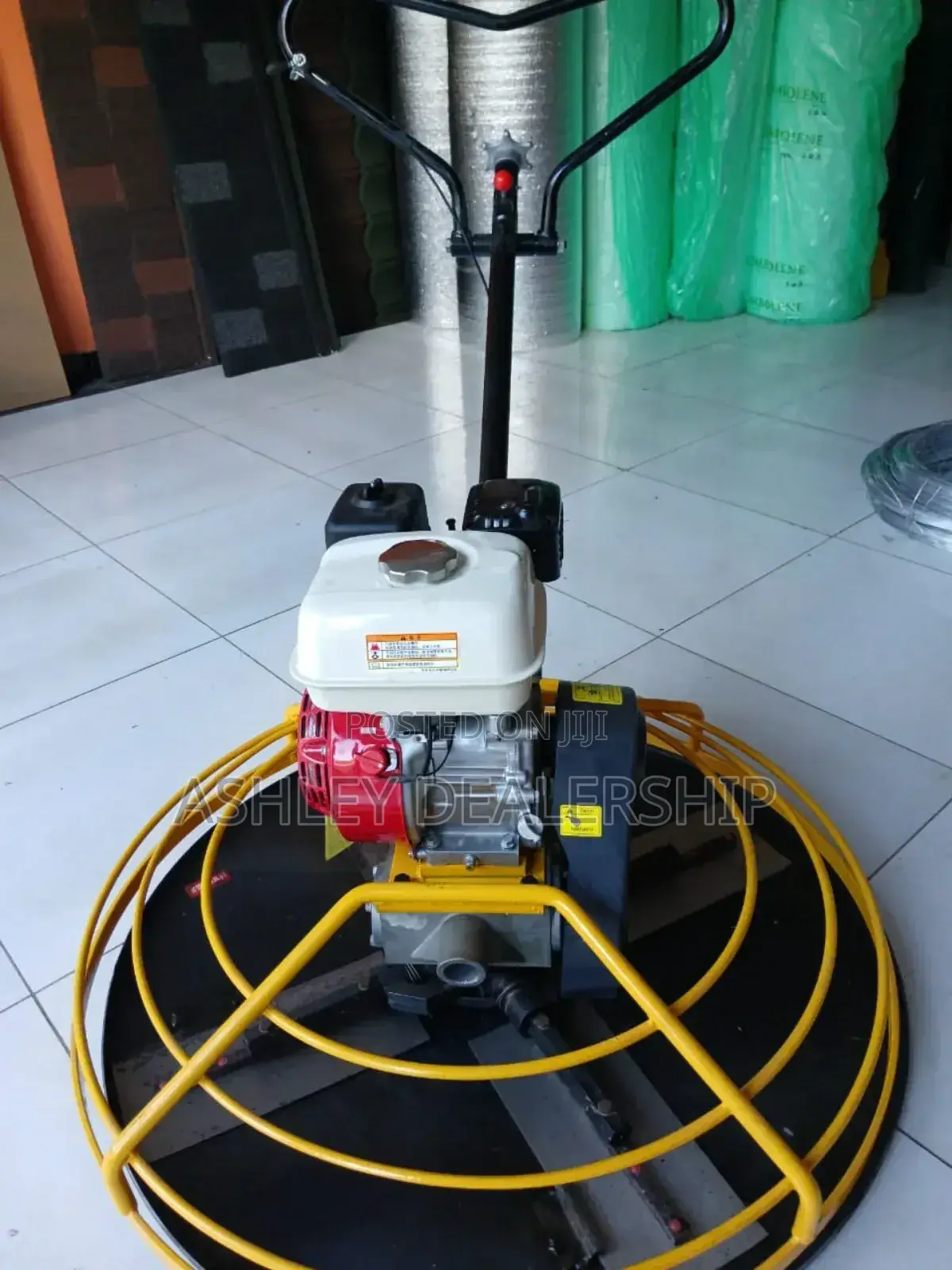 Power Floater Concrete Trowel