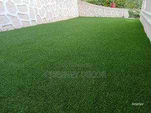 Vibrant Outdoor-Look Carpet - thumbnail 2