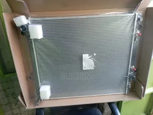 Prado 120 Radiator