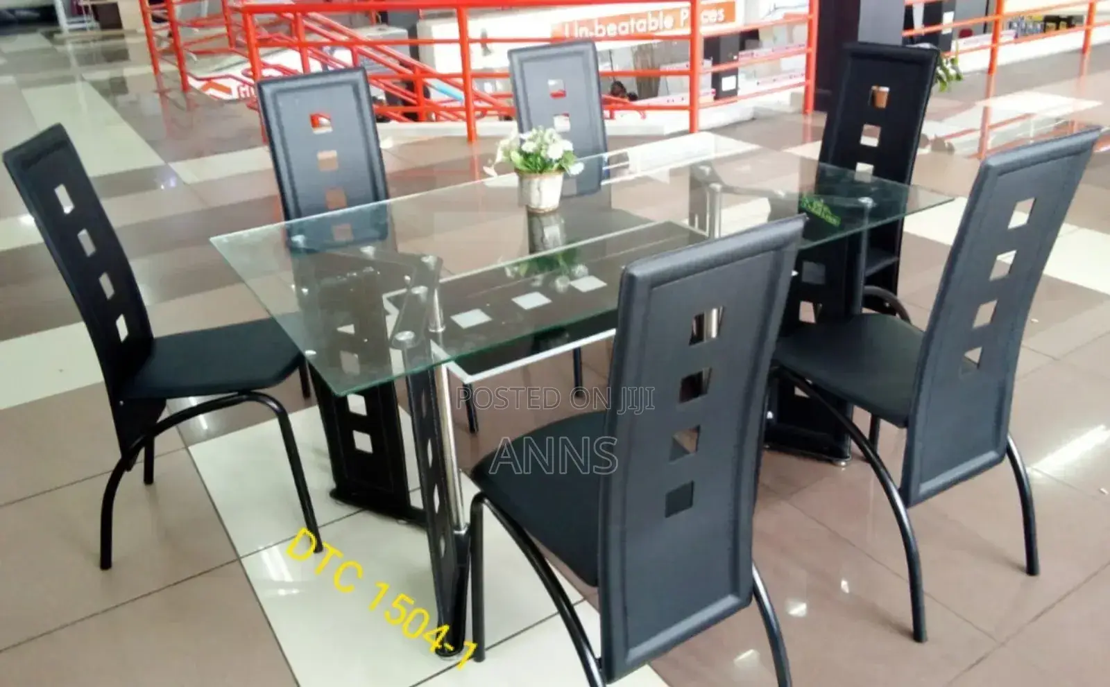 Executive Glass 6 Sitter Dining Table