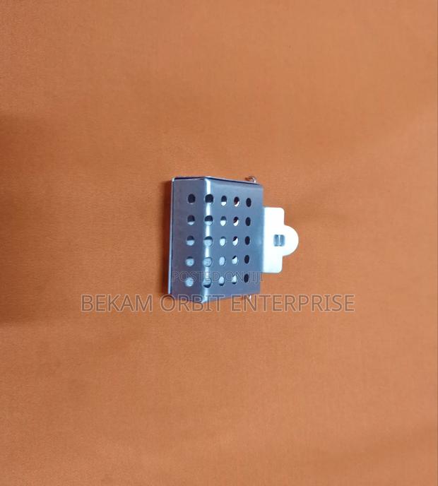 Stainless Steel Queen Bee Catcher - main view