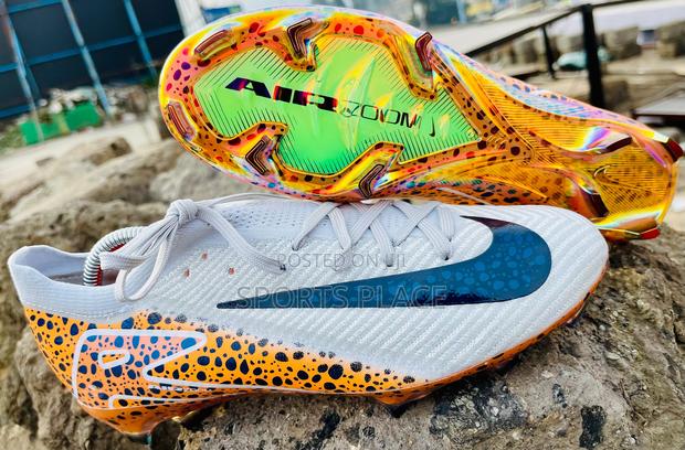 Mercurial Vapor XVI Safari Soccer Football Boots - main view