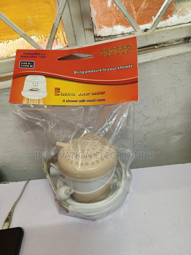 Horizon Shower Head - main view