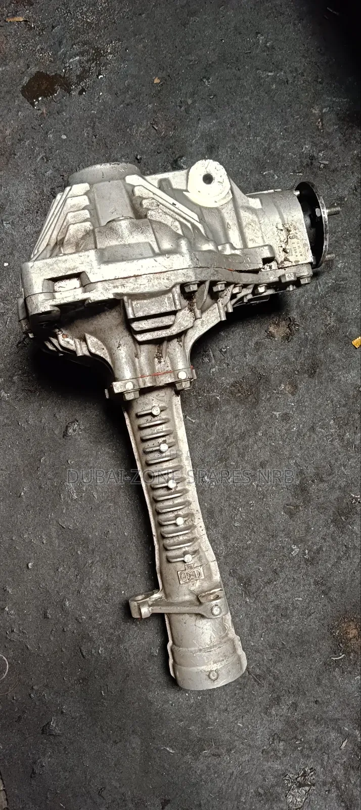 Front Differential 200-Series V8.