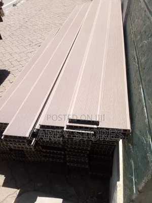 Outdoor/ Wpc Decking Floor