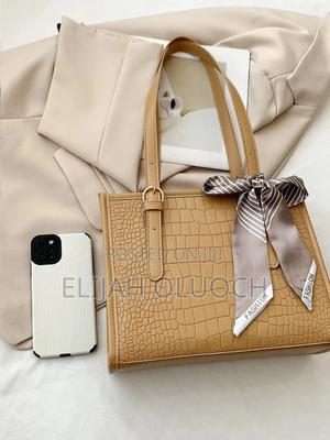 Talia Box Bag - thumbnail 2