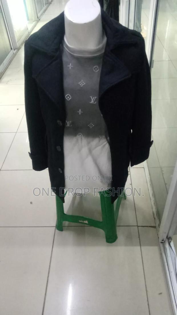 Black Trenchcoats 5kh
