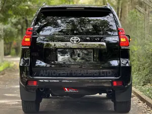 Toyota Land Cruiser Prado 2.8 2020 Black