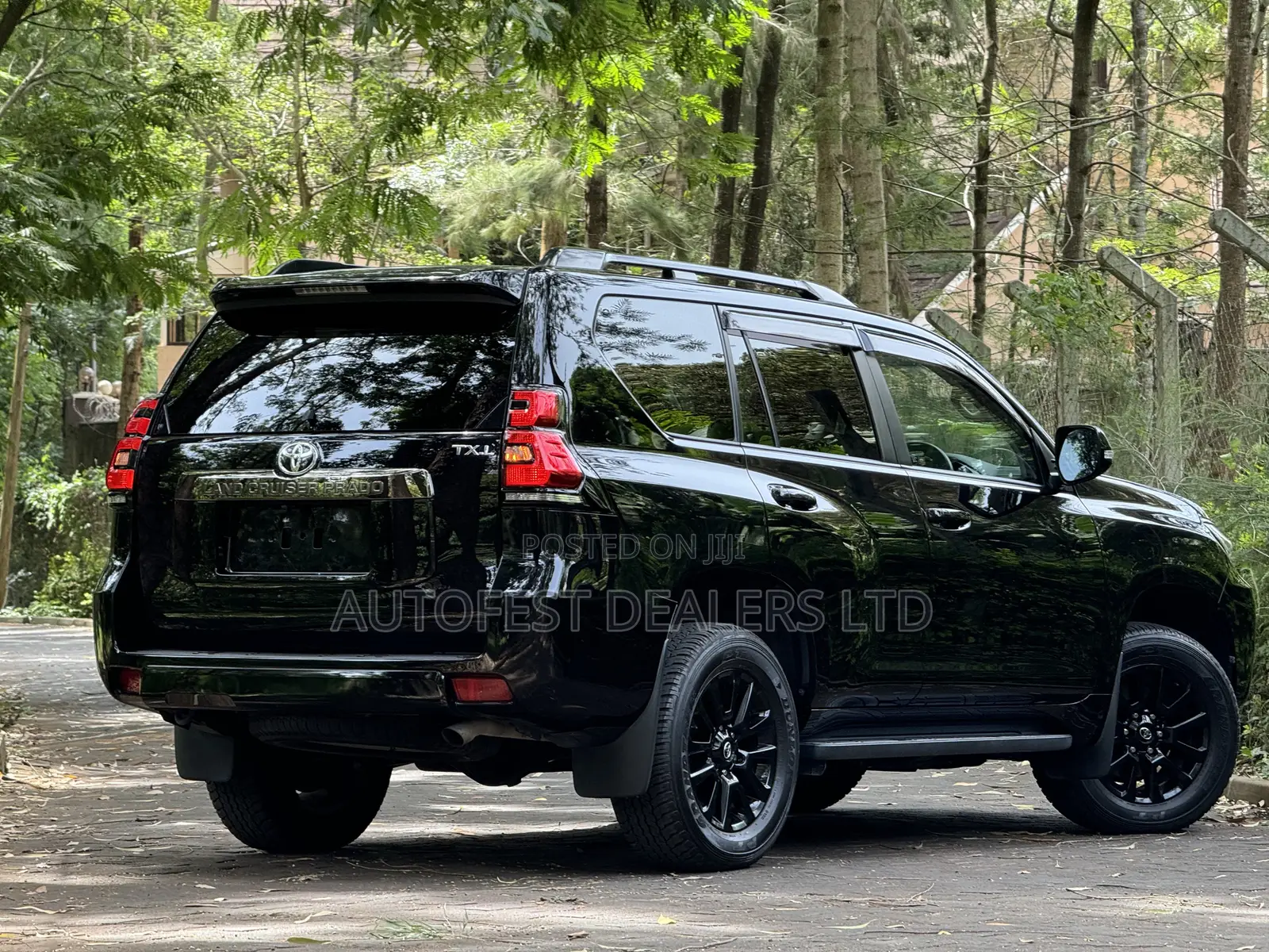 Toyota Land Cruiser Prado 2.8 2020 Black