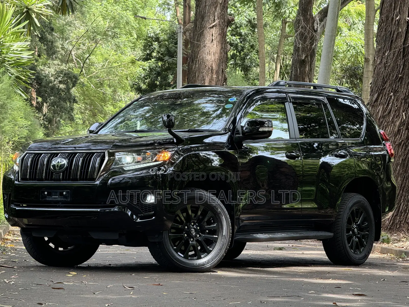 Toyota Land Cruiser Prado 2.8 2020 Black