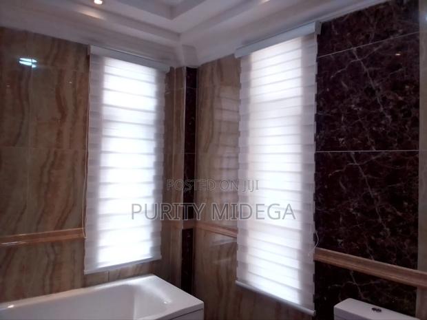 White Fabrics Sheer Rollers Blinds - thumbnail 2