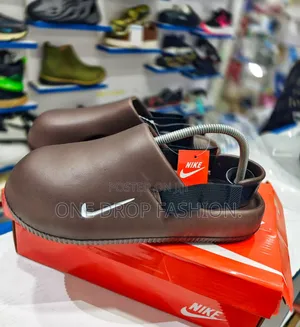 Addidas Mules B2
