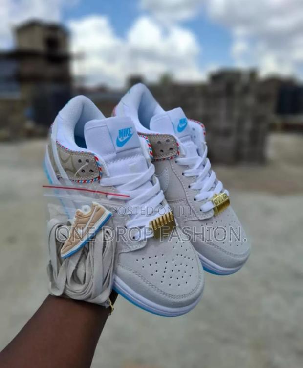 Sb Dunks KGB - main view