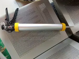 Silicone Caulking Gun