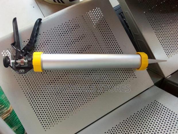 Silicone Caulking Gun - thumbnail 4