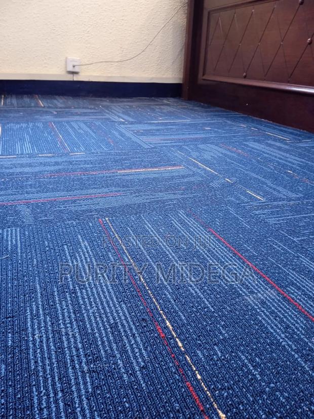 Blue Carpet Tiles Square Shaped