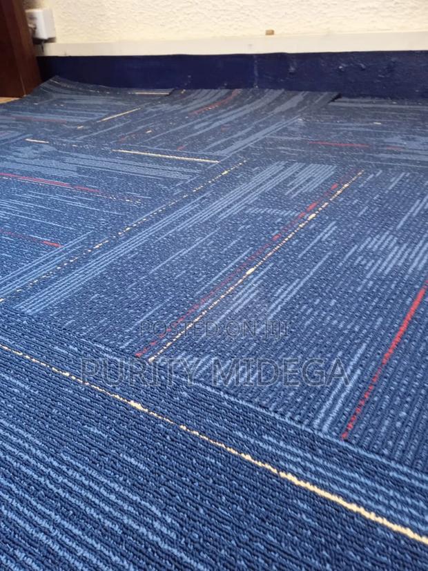 Blue Carpet Tiles Square Shaped - thumbnail 3
