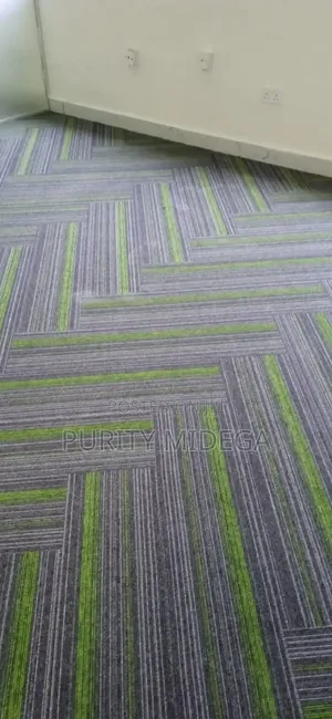 High Quality Designed Carpet Tiles