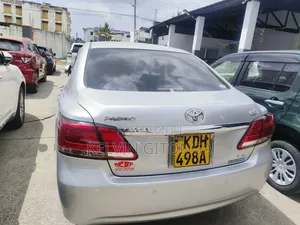 Toyota Premio 2016 Silver