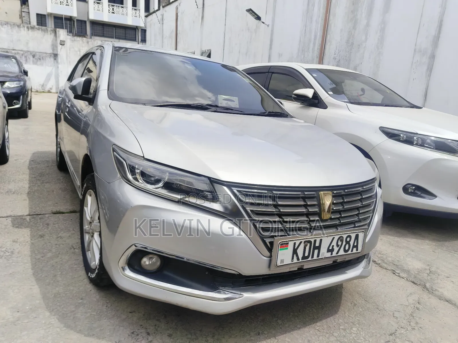 Toyota Premio 2016 Silver