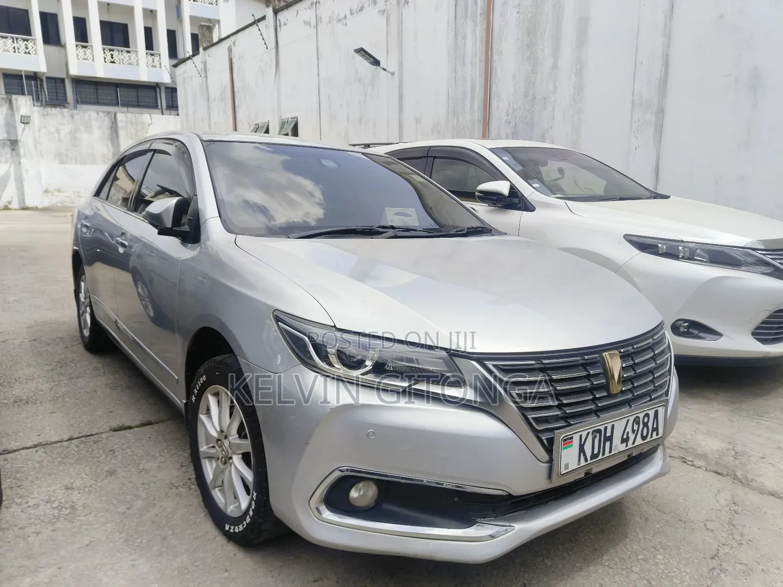 Toyota Premio 2016 Silver