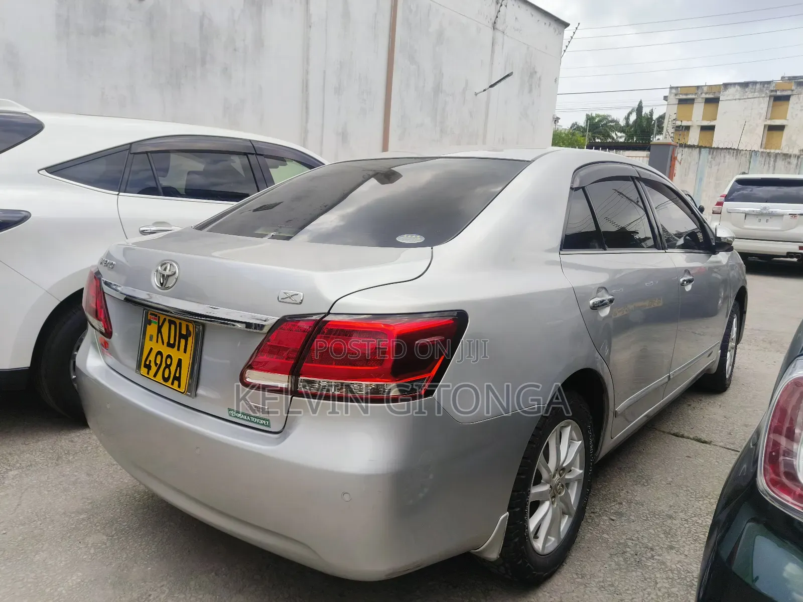 Toyota Premio 2016 Silver