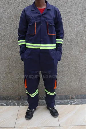 Light Reflective Cargo
