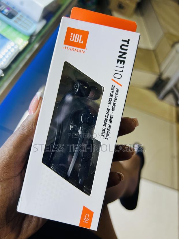 JBL Tune 110 Wired Headphones. - thumbnail 2