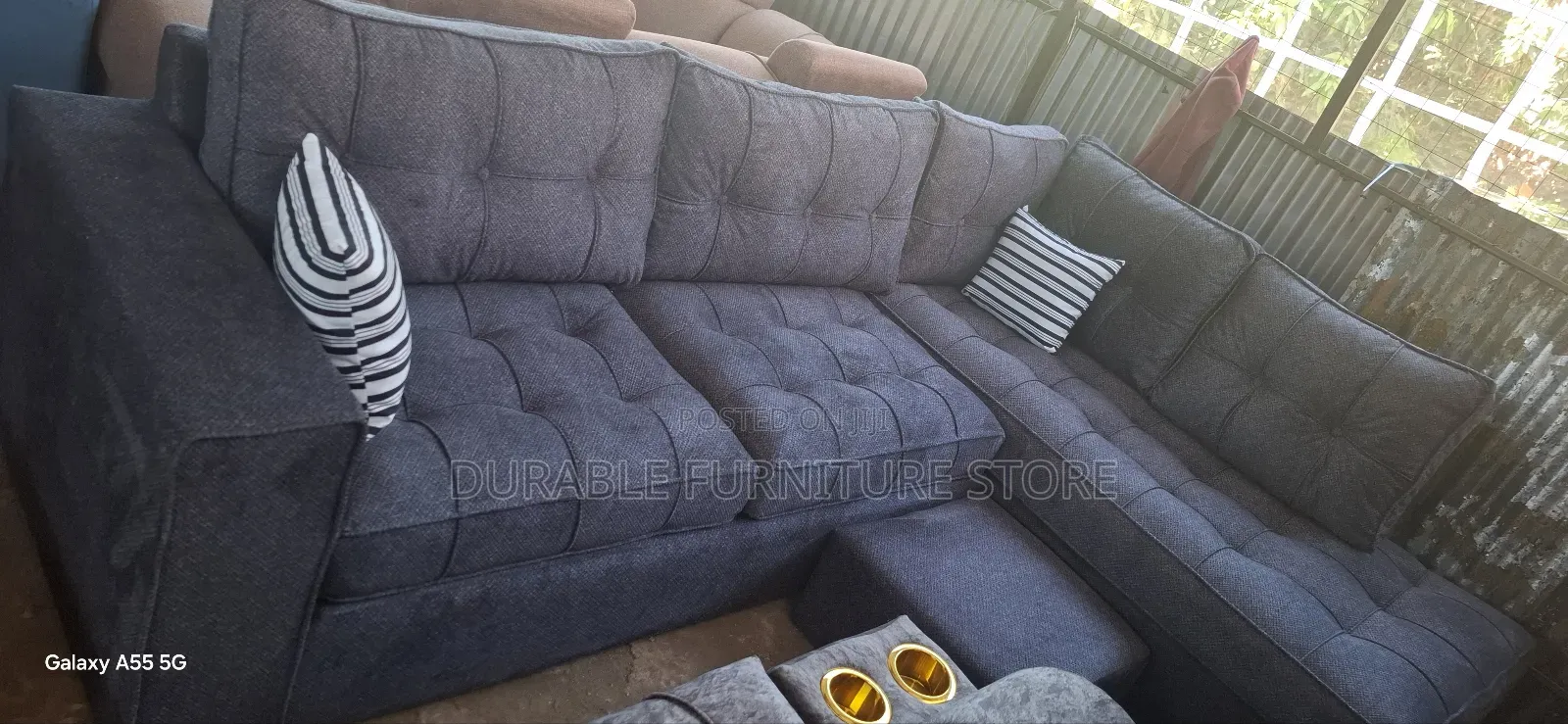 Coner Seat Coach 6 Seater