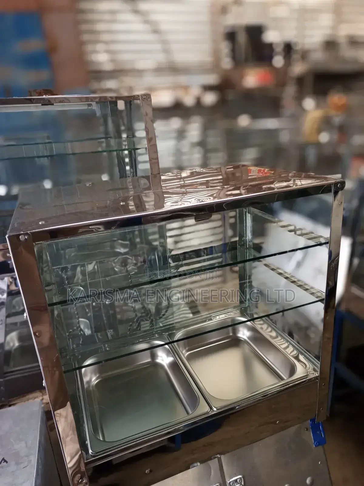 Juakali Glass Chips Display