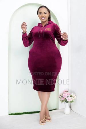 Pretty High Quality Velvet Dress - thumbnail 2