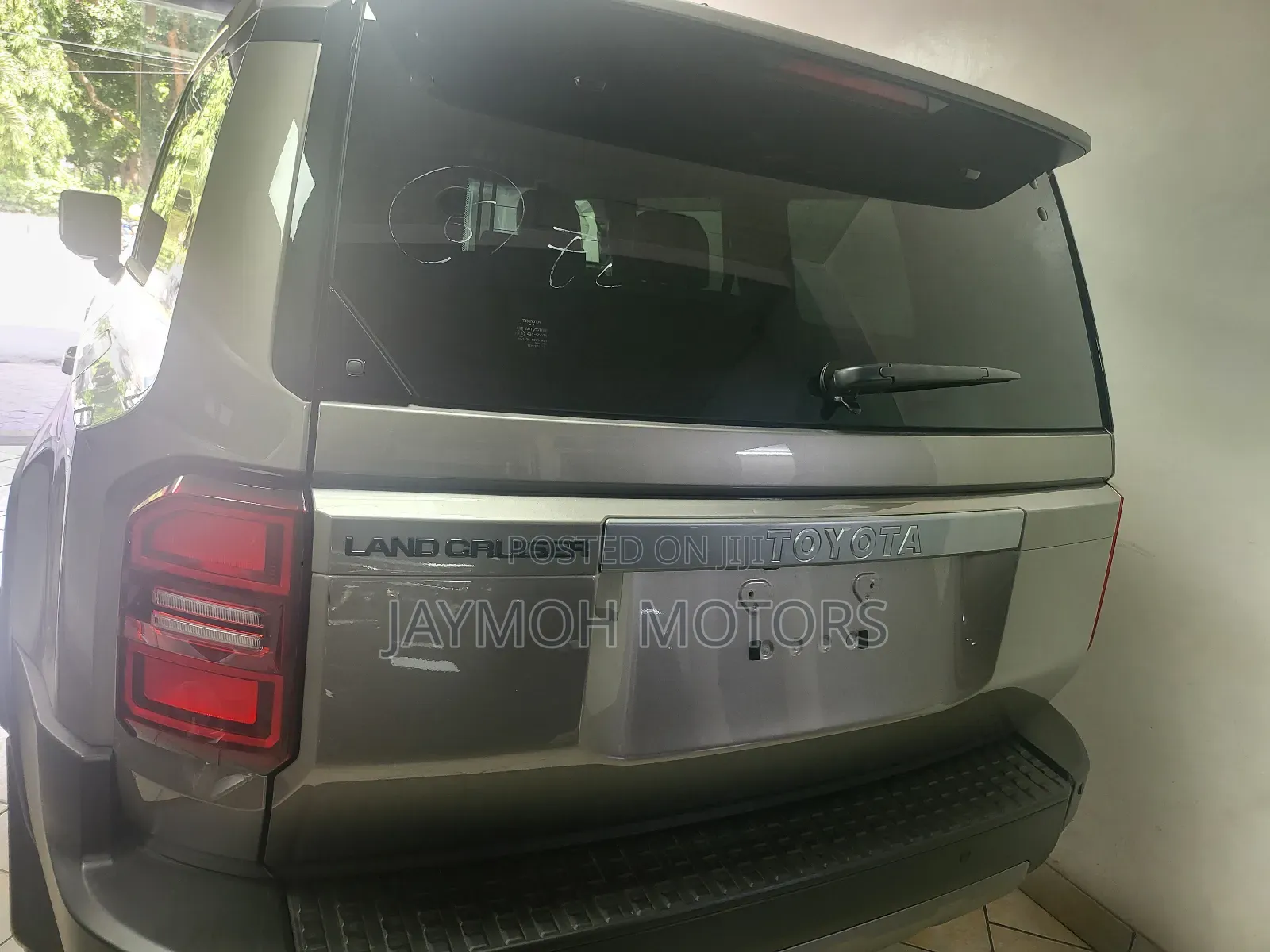 Toyota Land Cruiser Prado 2024 Gold