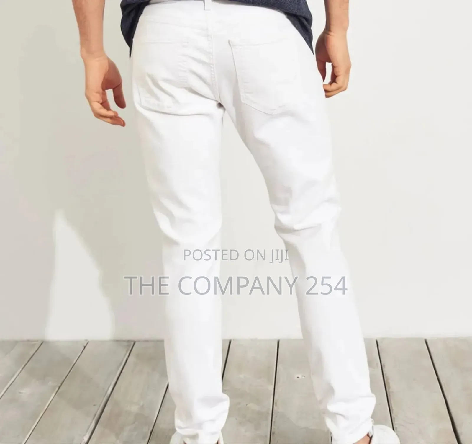 Plain Off White Designer Amiri One Cut Denim Jeans
All Sizes
