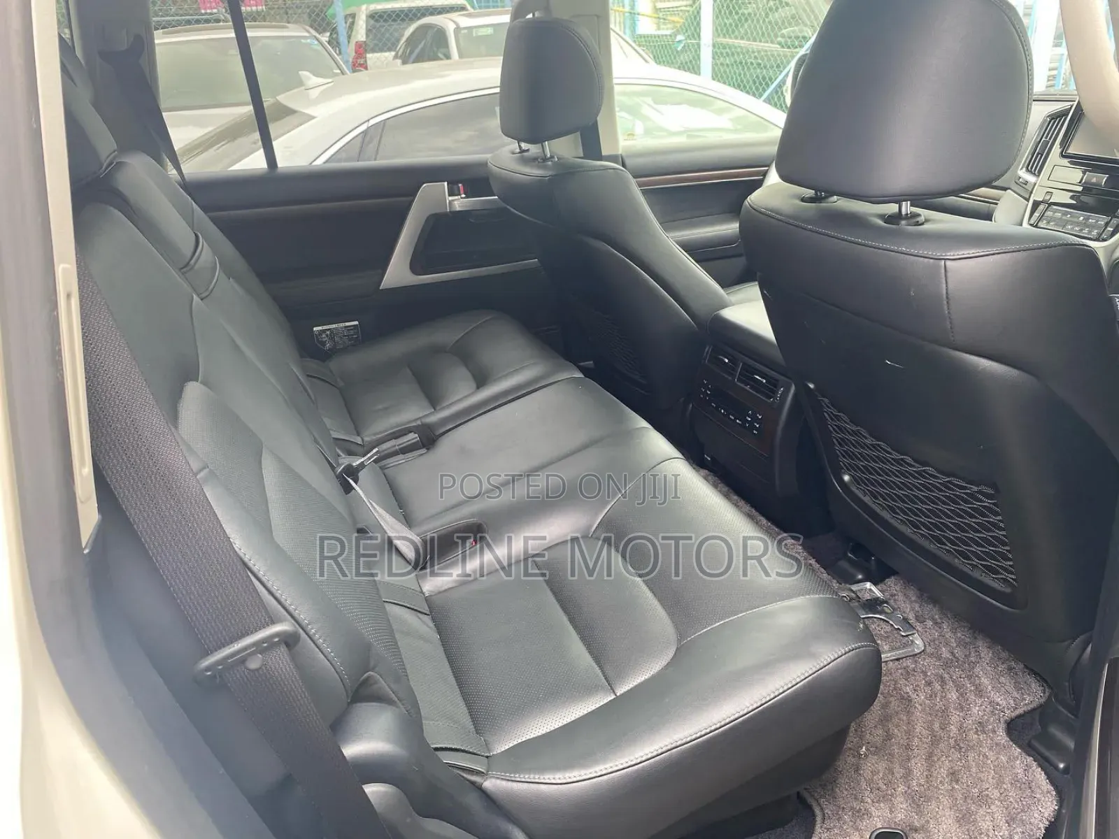 Toyota Land Cruiser 2017 Pearl