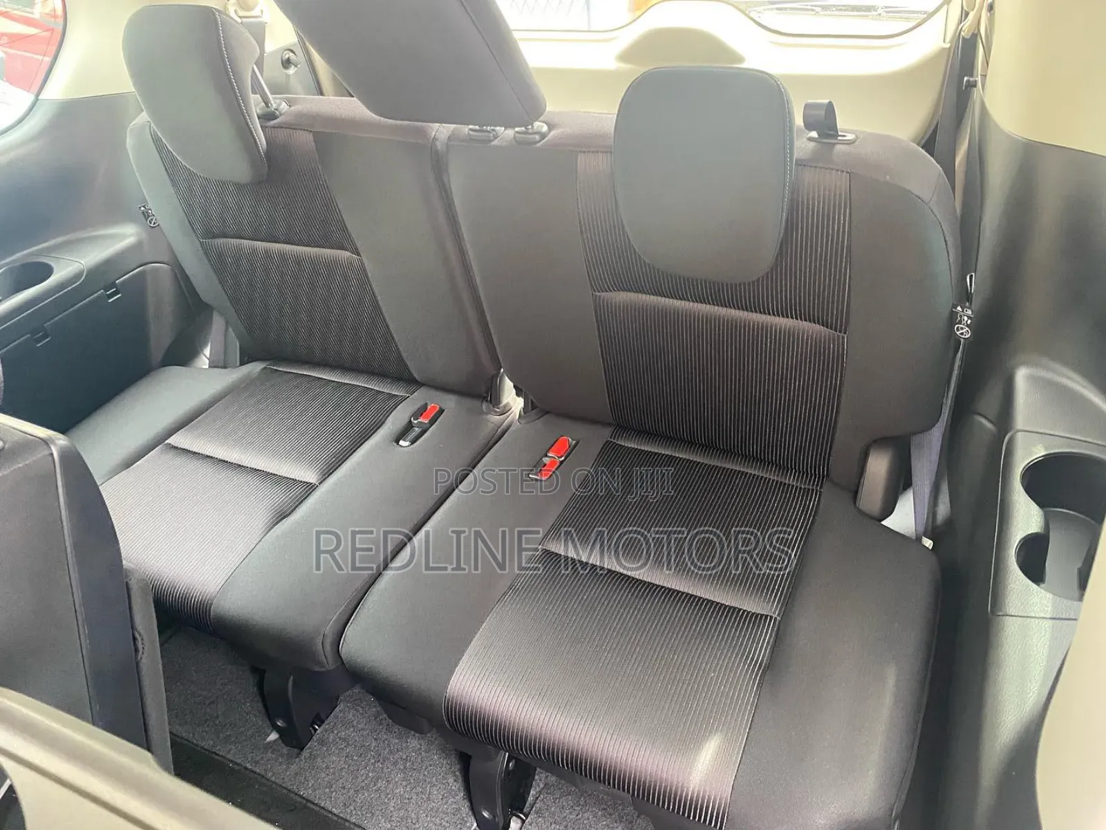 Nissan Serena 2018 Brown