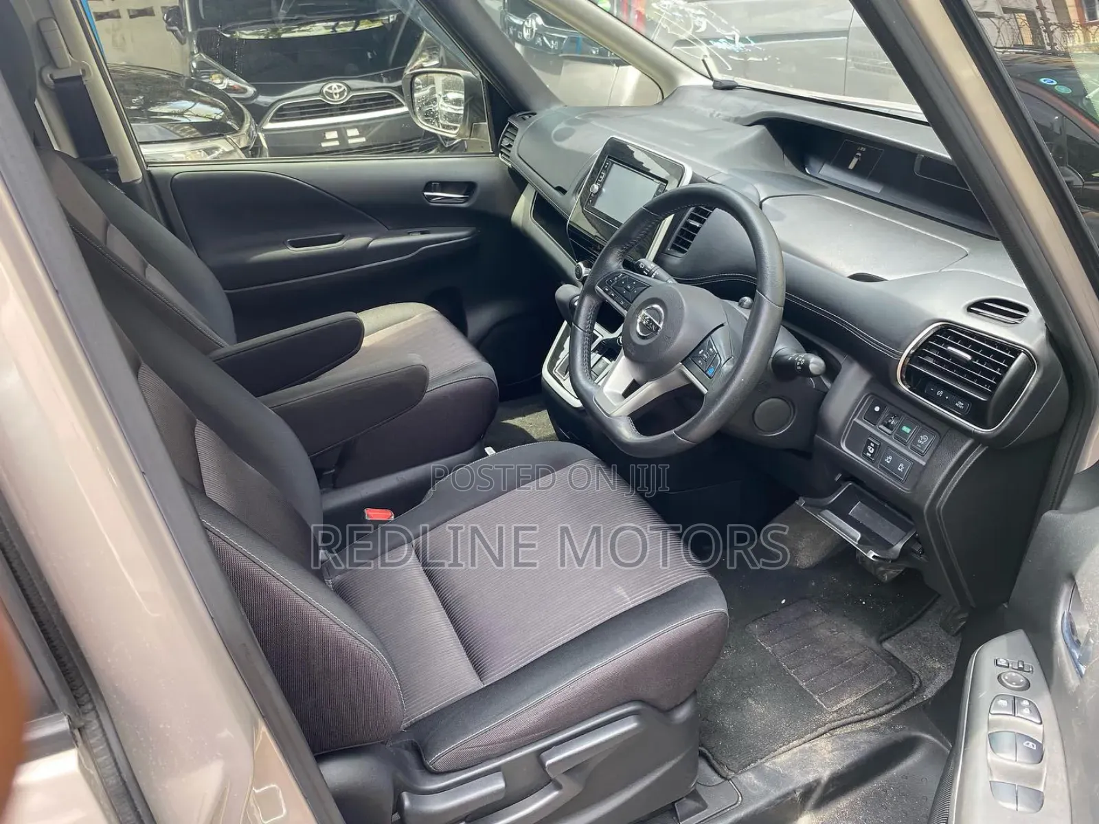 Nissan Serena 2018 Brown