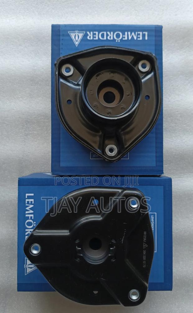 Mercedes Benz
Front Strut Mounts Shock Bushing 2043201273 - main view